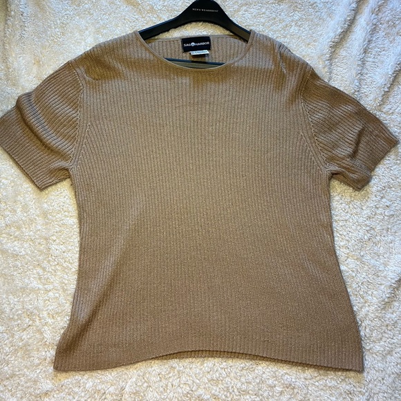 Sag Harbor 1990’s Sweater Set - Picture 2 of 11